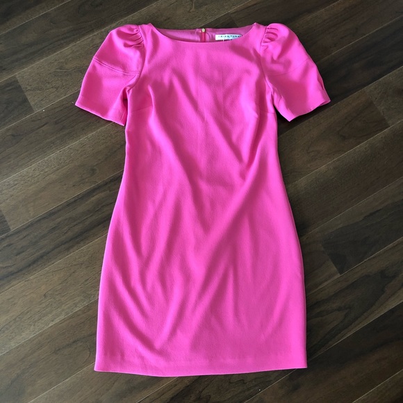 Trina Turk Dresses & Skirts - Trina Turk Bloom Puff-Sleeves Dress